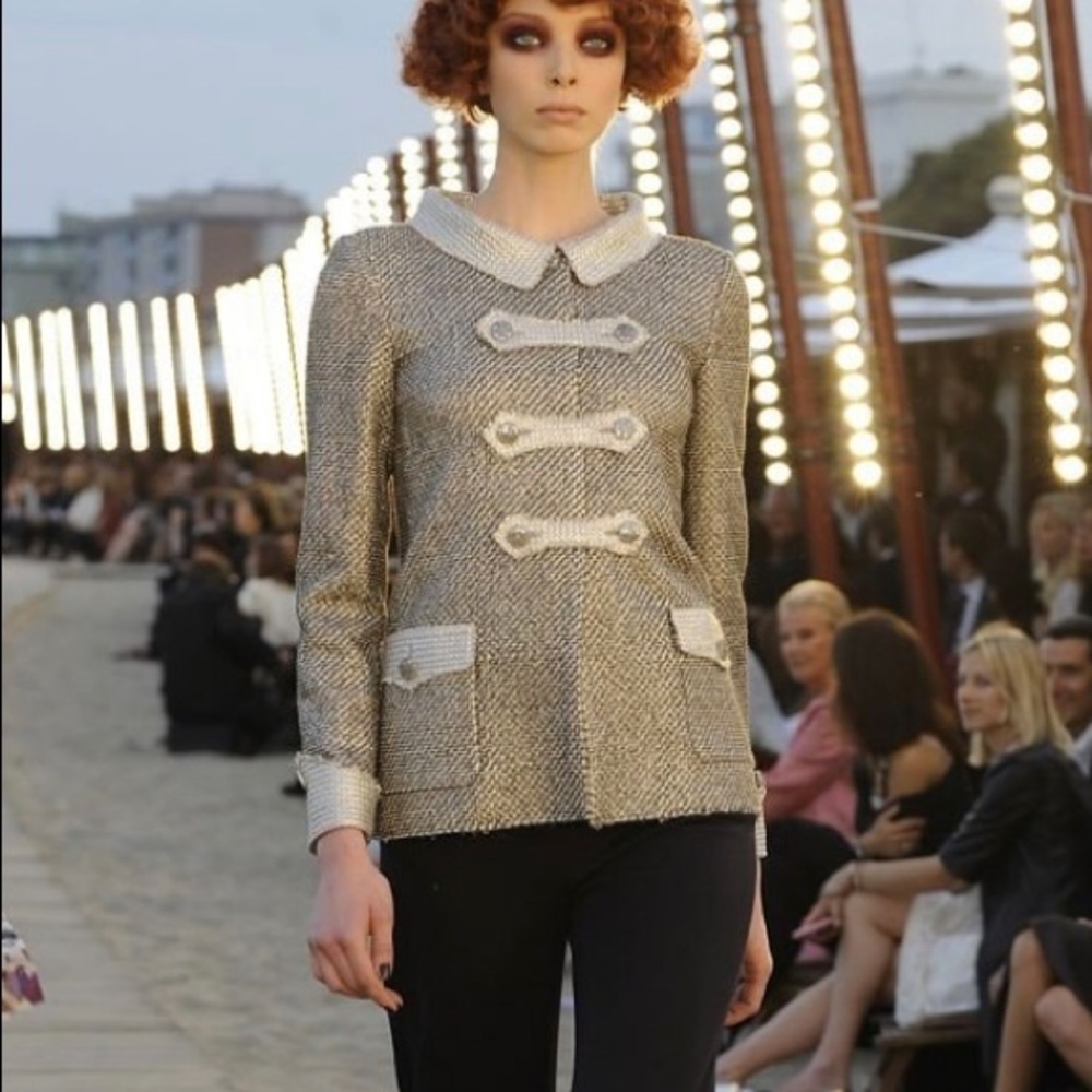 CHANEL with tag rare vintage 2010C jacket